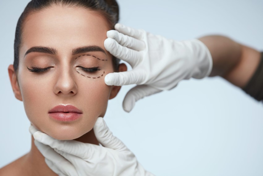 Cosmetic Eye Surgery Services in Miami